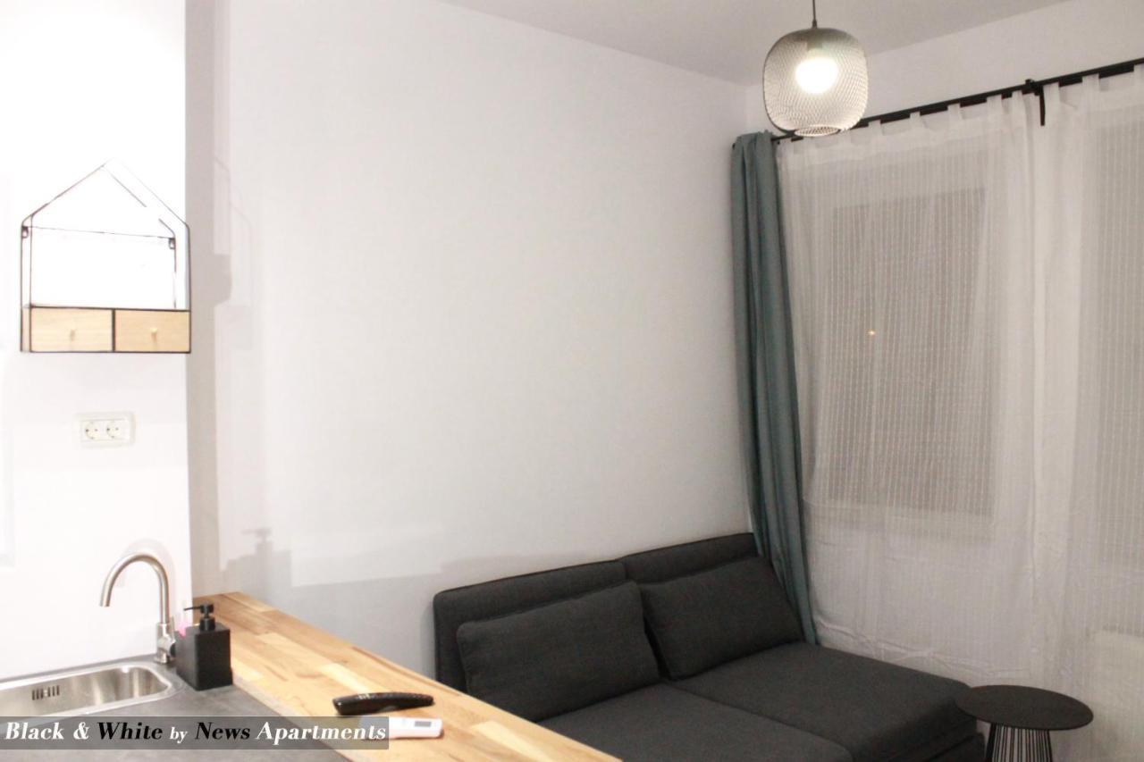 Black & White - News Apartment 부쿠레슈티 외부 사진